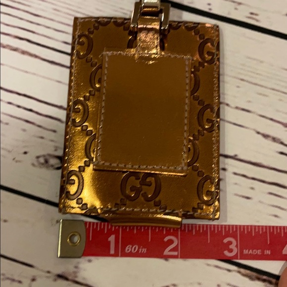 Gucci bronze iPod case - Picture 6 of 7